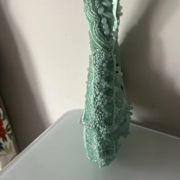 Viral Light Green Floral Beaded Shoulder Bag - Picture 4 of 6